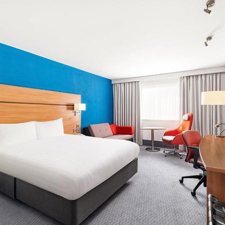 Holiday Inn Express Braintree By Ihg Eksteriør billede
