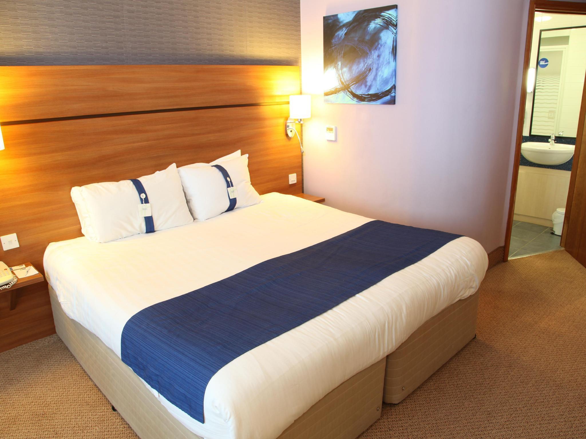Holiday Inn Express Braintree By Ihg Eksteriør billede
